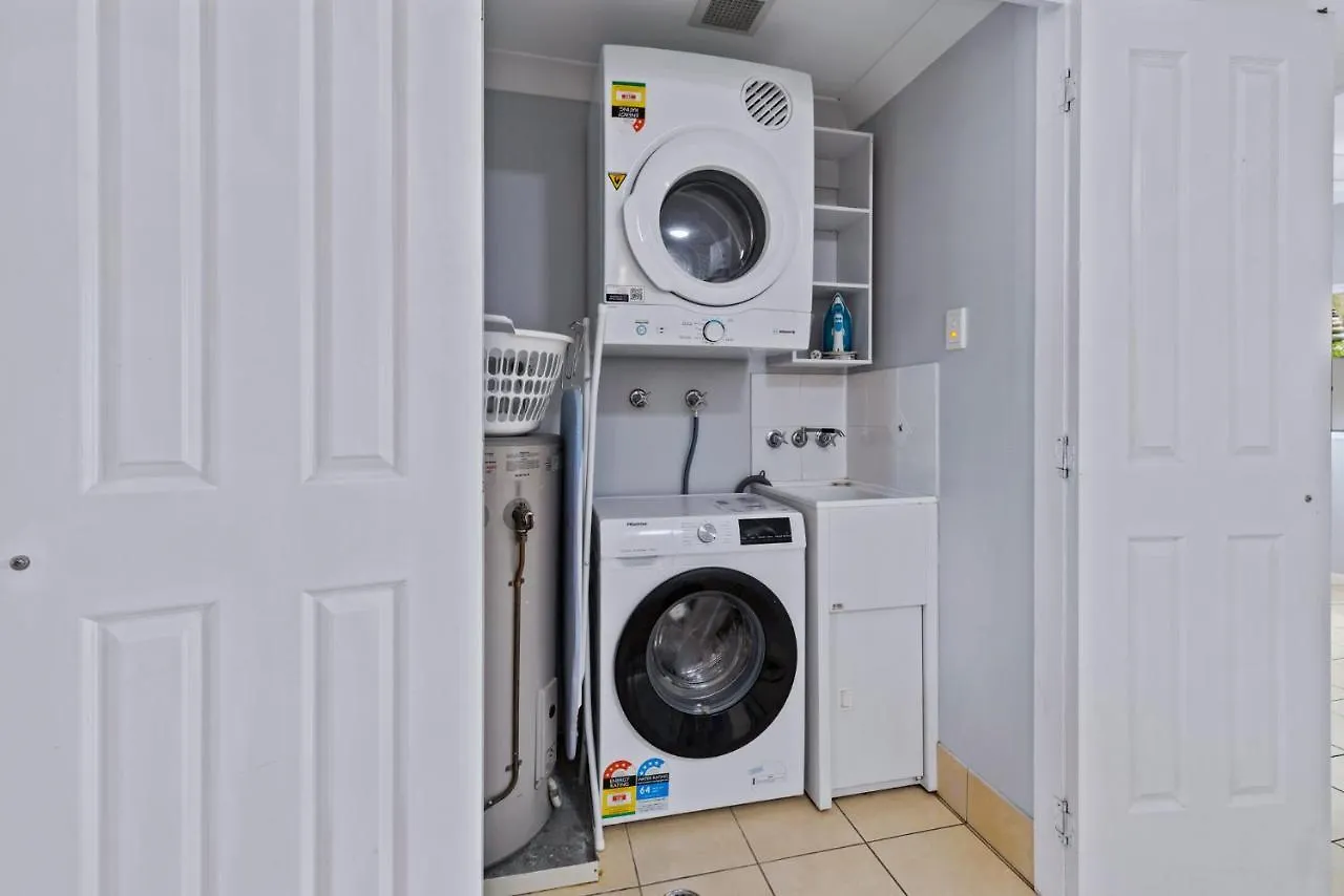 Zion Escapes Cairns City Waters Edge Family Apartment אוסטרליה